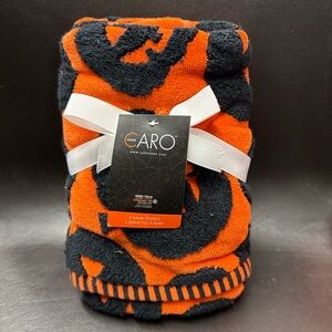 Caro Home Orange and Black Hand Towels